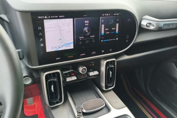 Used Haval DARGO 2024 1.5T DCT Border Collie Edition Audio And AC Panel