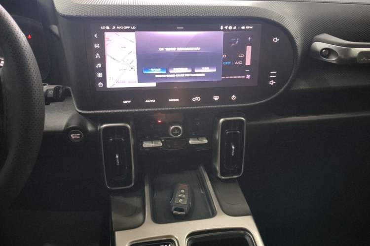 Used Haval DARGO 2024 1.5T DCT Border Collie Edition Audio And AC Panel