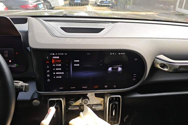 Used Haval DARGO 2024 2.0T DCT Chinese Rural Dog Edition Audio And AC Panel