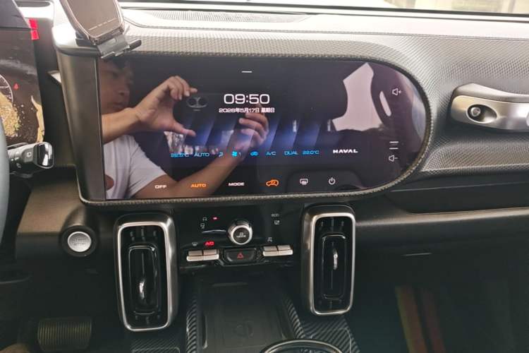 Used Haval DARGO 2024 1.5T DCT Border Collie Edition Audio And AC Panel