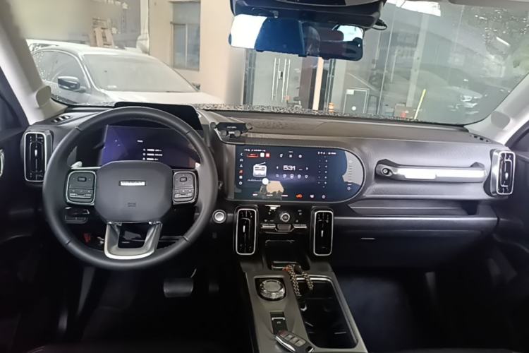 Used Haval DARGO 2024 1.5T DCT Border Collie Edition Center Console