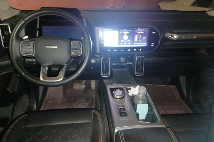 Used Haval DARGO 2024 1.5T DCT Labrador Edition Center Console