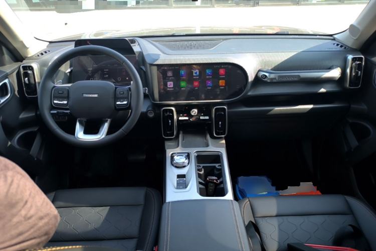 Used Haval DARGO 2024 1.5T DCT Border Collie Edition Center Console