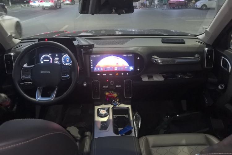 Used Haval DARGO 2024 1.5T DCT Labrador Edition Center Console