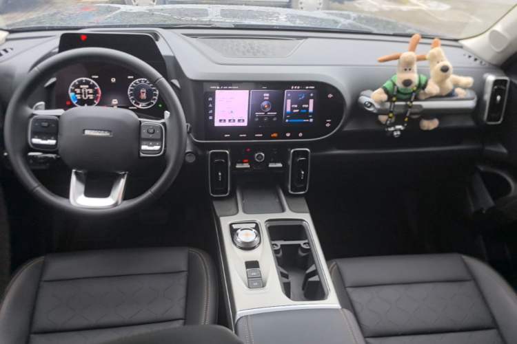 Used Haval DARGO 2024 1.5T DCT Border Collie Edition Center Console