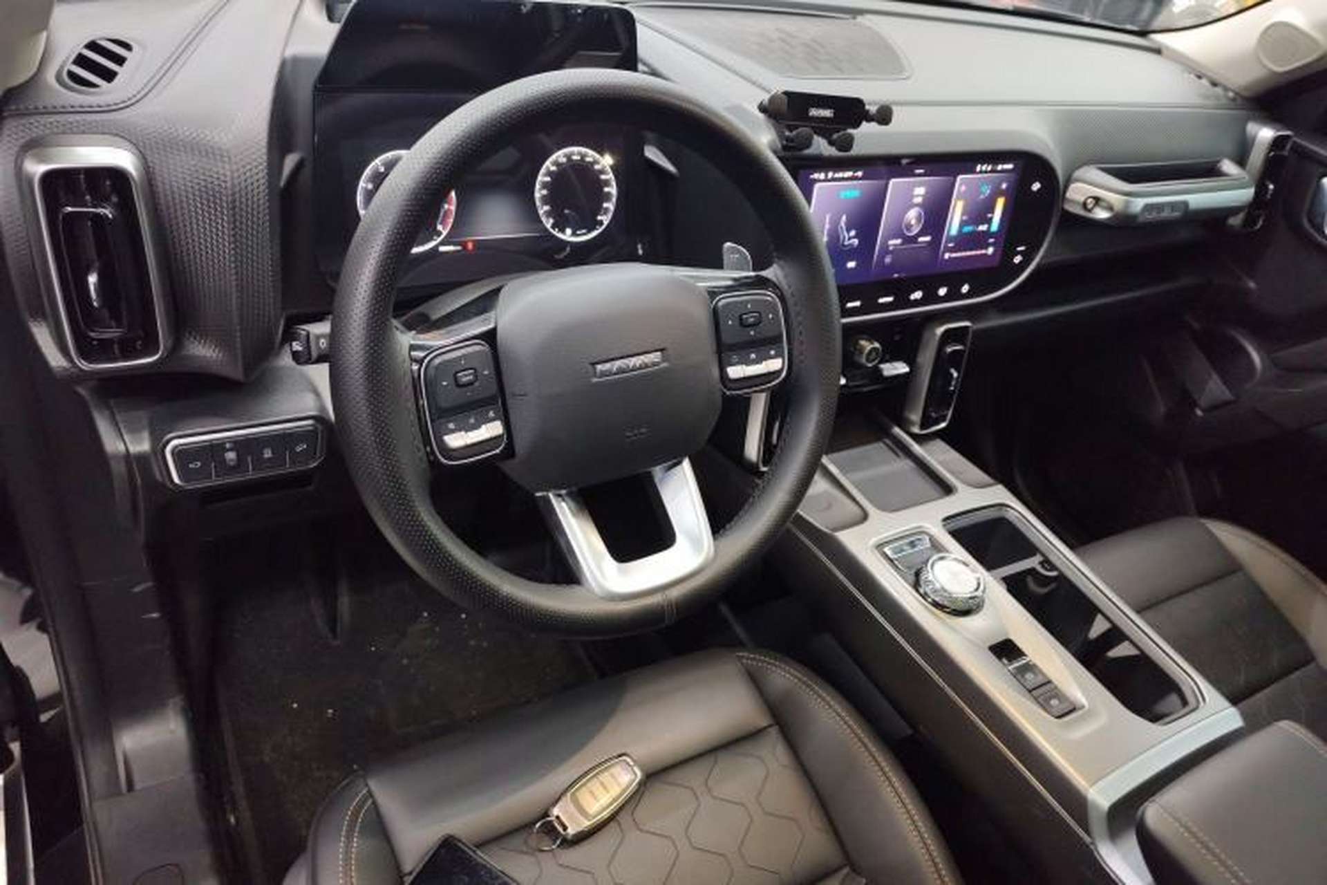 Used Haval DARGO 2024 1.5T DCT Border Collie Edition Center Console