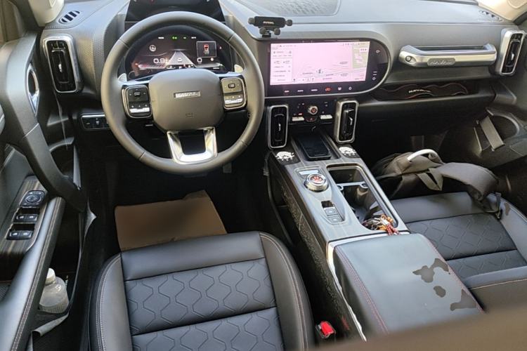 Used Haval DARGO 2024 1.5T DCT Border Collie Edition Center Console