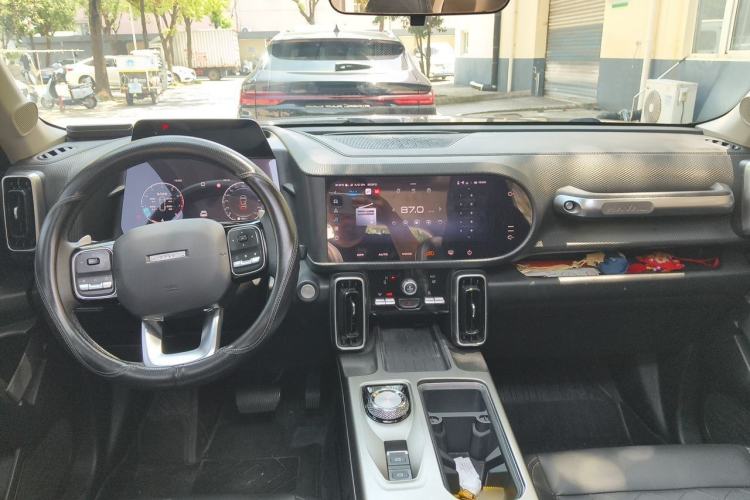 Used Haval DARGO 2024 1.5T DCT Border Collie Edition Center Console