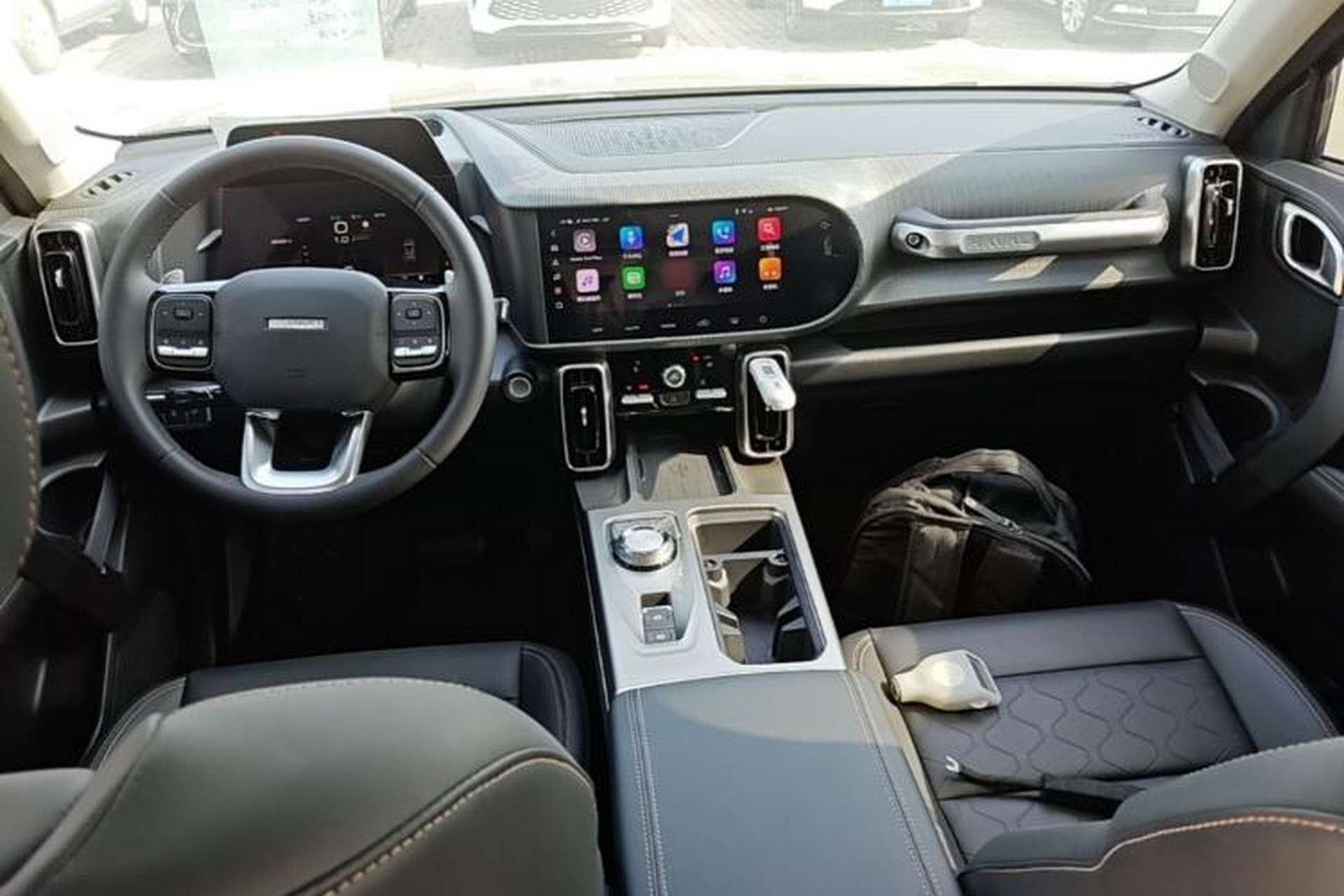 Used Haval DARGO 2024 1.5T DCT Border Collie Edition Center Console