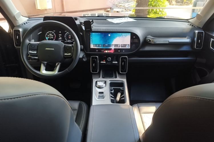 Used Haval DARGO 2024 1.5T DCT Border Collie Edition Center Console
