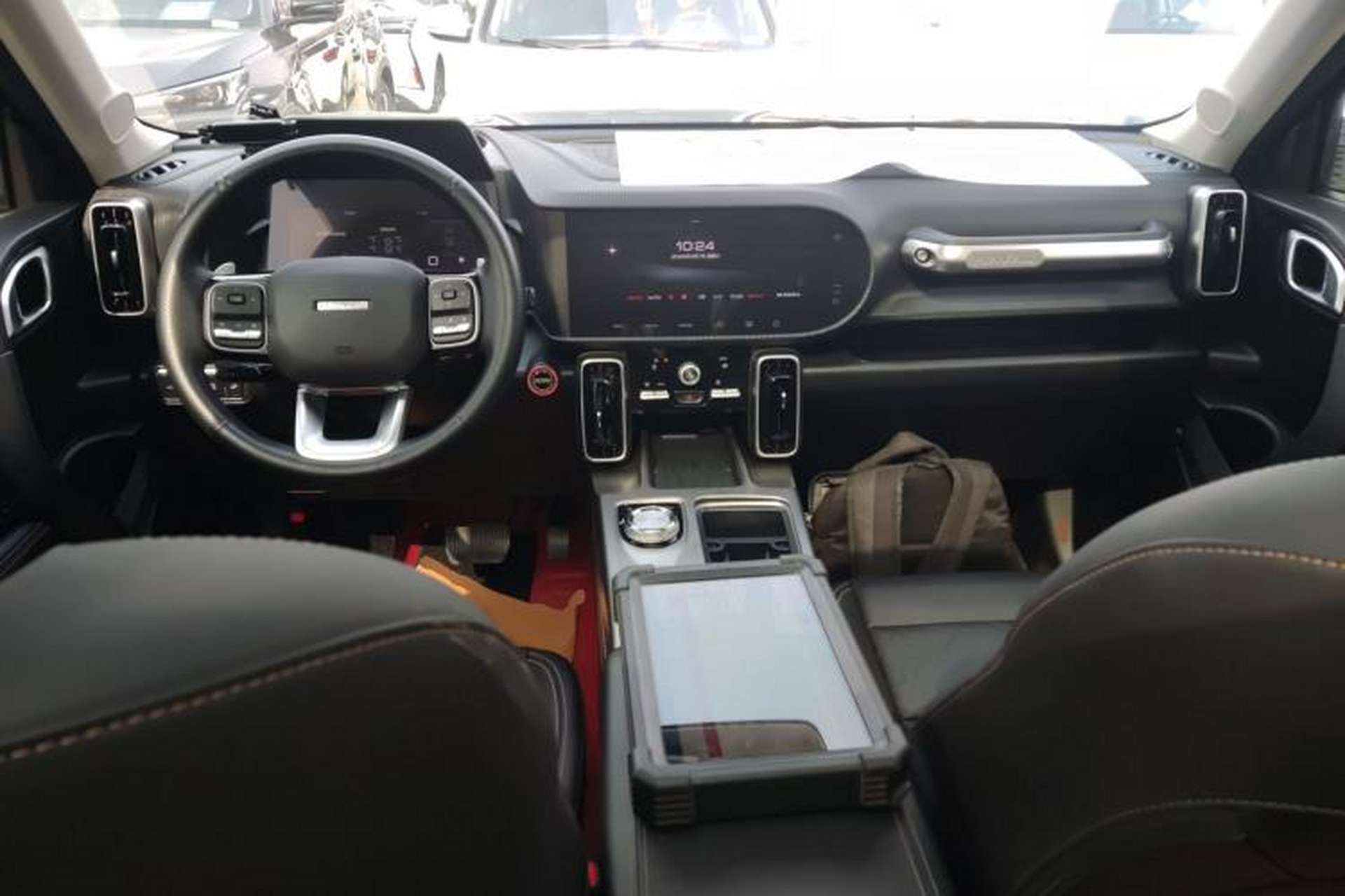 Used Haval DARGO 2024 1.5T DCT Border Collie Edition Center Console