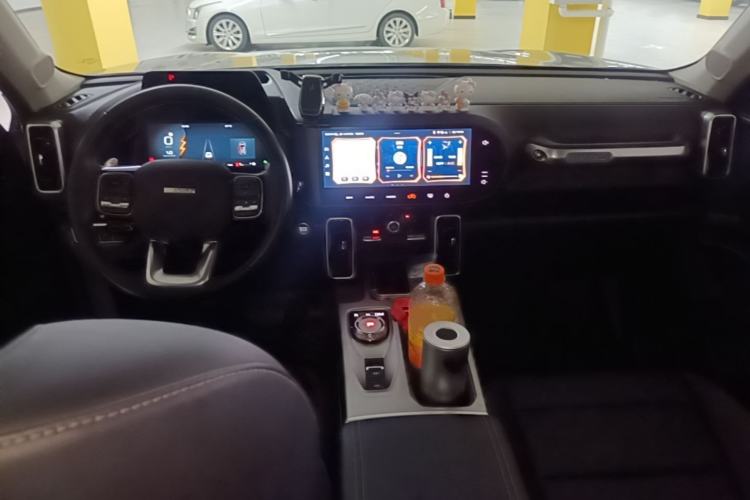 Used Haval DARGO 2024 1.5T DCT Border Collie Edition Center Console