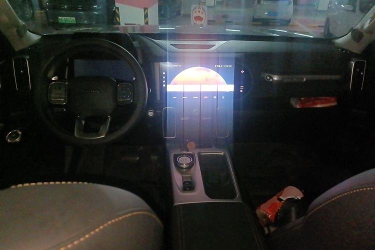 Used Haval DARGO 2024 2.0T DCT Chinese Rural Dog Edition Center Console