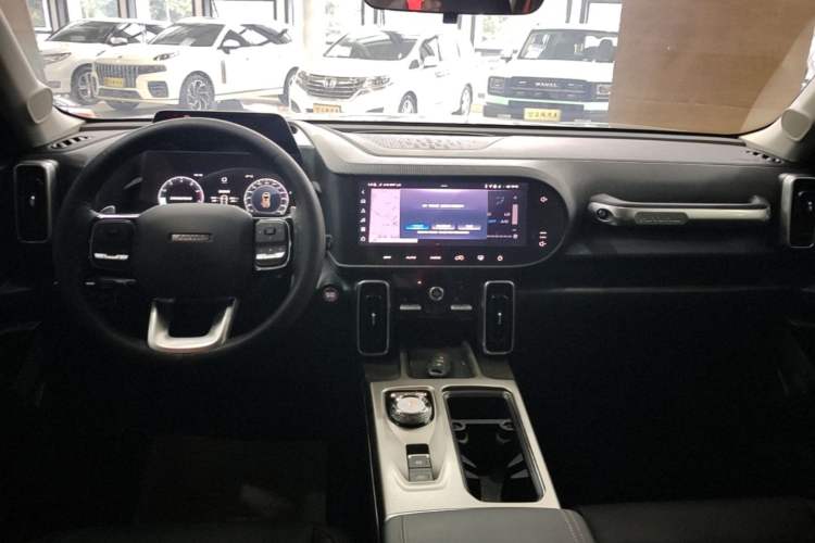 Used Haval DARGO 2024 1.5T DCT Border Collie Edition Center Console