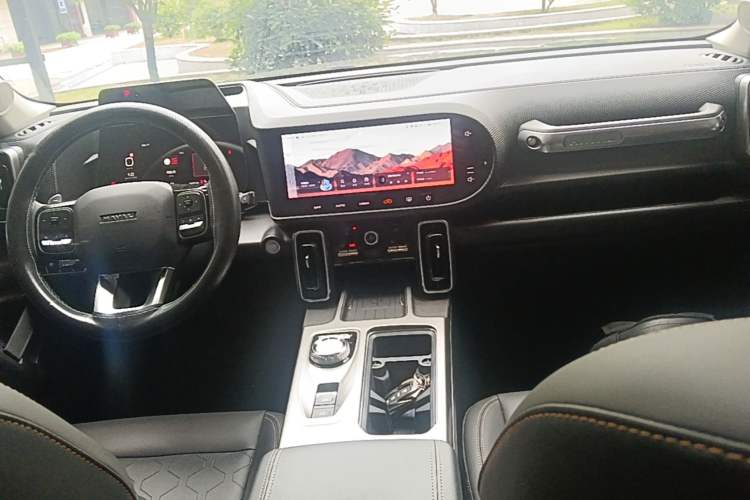 Used Haval DARGO 2024 1.5T DCT Border Collie Edition Center Console