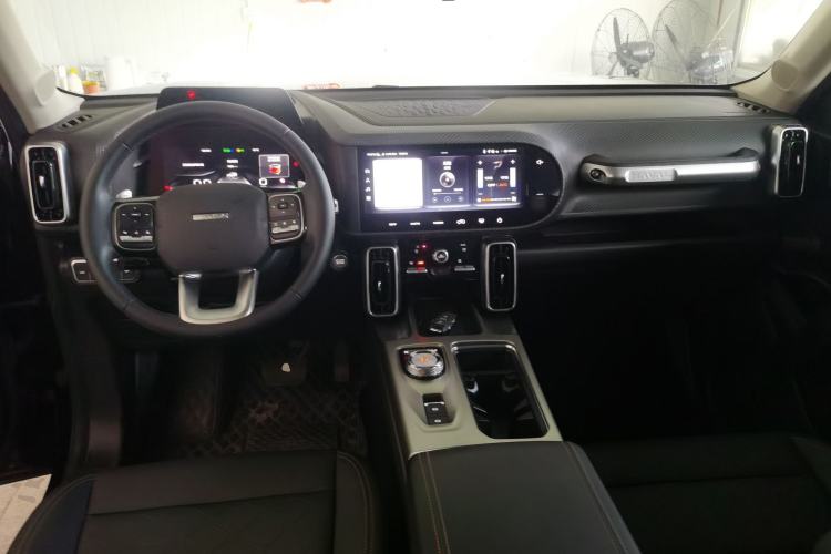 Used Haval DARGO 2024 1.5T DCT Border Collie Edition Center Console