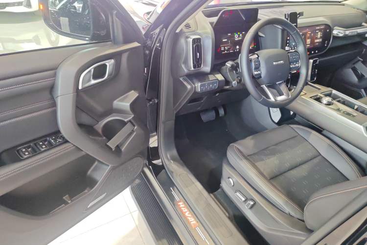 Used Haval DARGO 2024 1.5T DCT Border Collie Edition Driver Seat