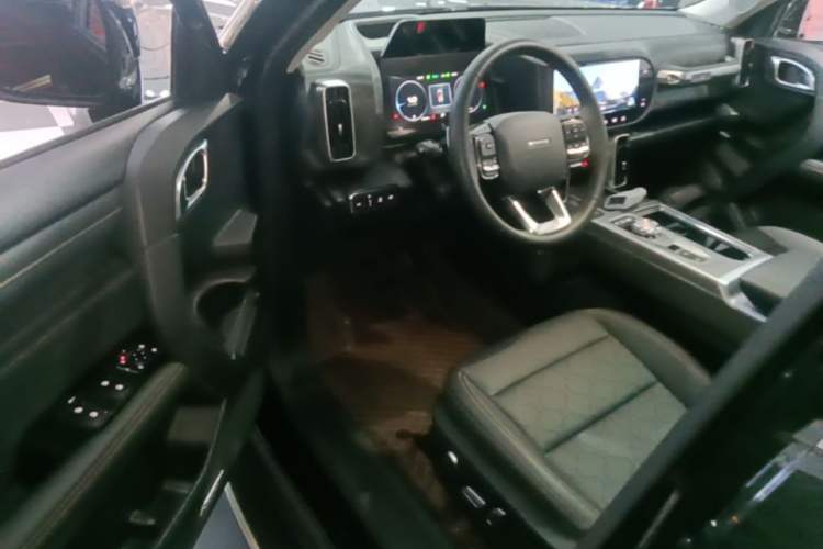 Used Haval DARGO 2024 1.5T DCT Border Collie Edition Driver Seat