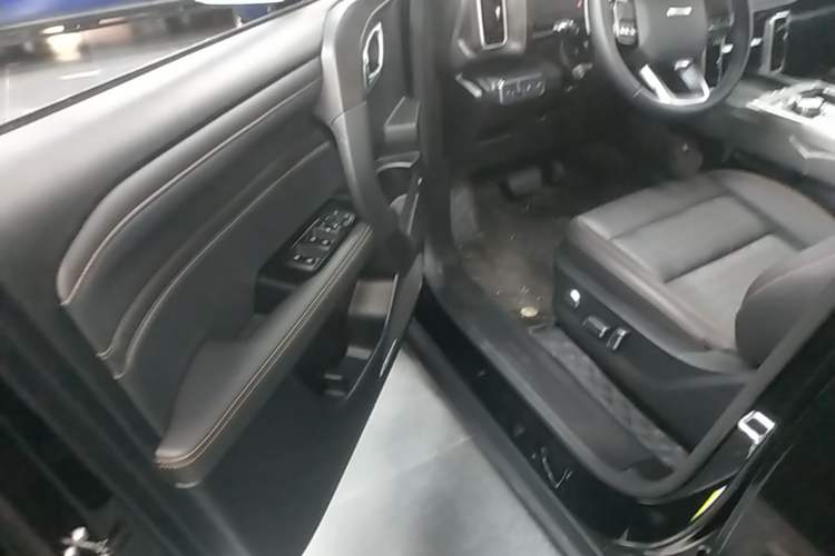 Used Haval DARGO 2024 1.5T DCT Border Collie Edition Driver Seat