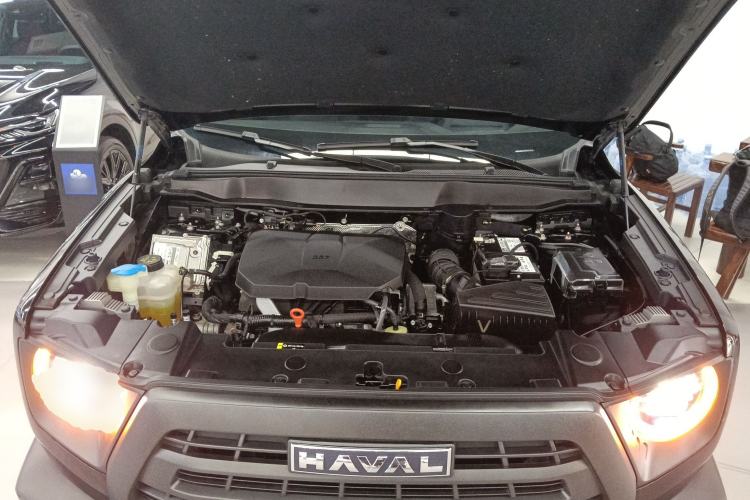 Used Haval DARGO 2024 2.0T DCT Chinese Rural Dog Edition Engine Bay
