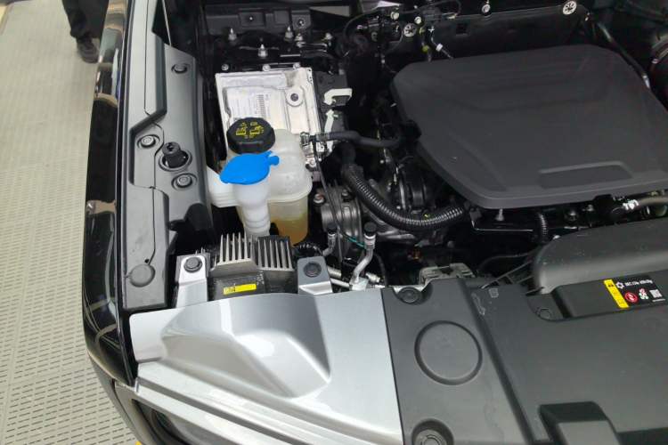 Used Haval DARGO 2024 1.5T DCT Border Collie Edition Engine Bay Right