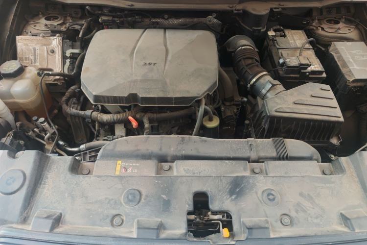 Used Haval DARGO 2024 2.0T DCT Chinese Rural Dog Edition Engine Bay