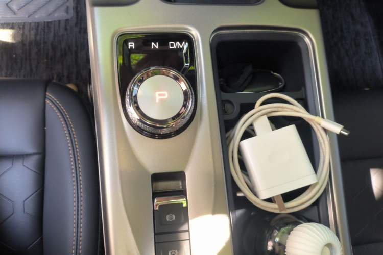 Used Haval DARGO 2024 1.5T DCT Labrador Edition Gear Lever