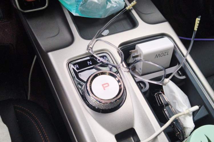 Used Haval DARGO 2024 2.0T DCT Chinese Rural Dog Edition Gear Lever