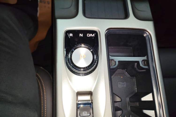 Used Haval DARGO 2024 2.0T DCT Chinese Rural Dog Edition Gear Lever