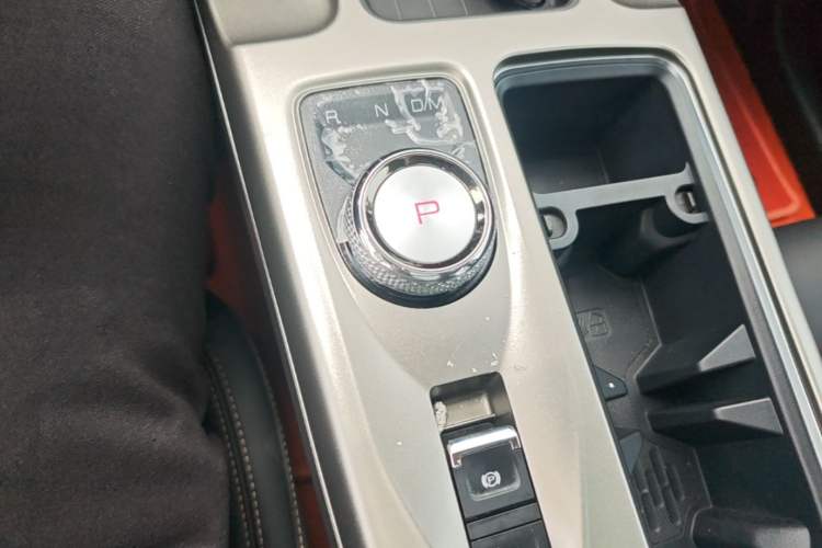 Used Haval DARGO 2024 2.0T DCT Chinese Rural Dog Edition Gear Lever