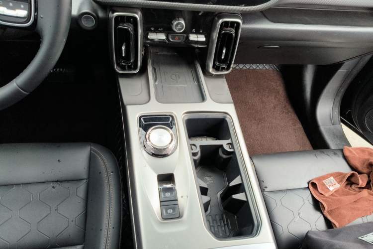 Used Haval DARGO 2024 2.0T DCT Chinese Rural Dog Edition Gear Lever