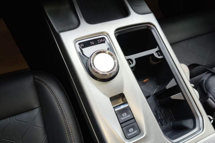Used Haval DARGO 2024 1.5T DCT Labrador Edition Gear Lever