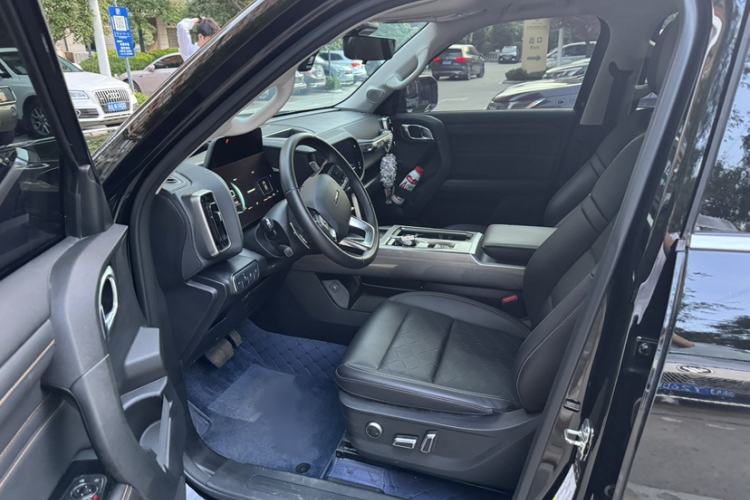 Used Haval DARGO 2024 2.0T DCT Chinese Rural Dog Edition Interior 1