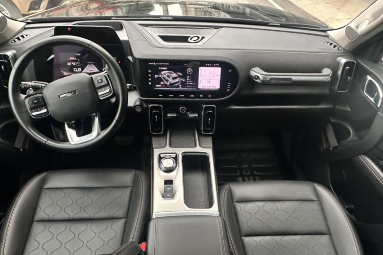 Used Haval DARGO 2024 2.0T DCT Chinese Rural Dog Edition Interior 1