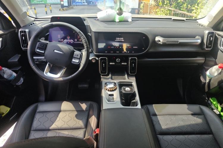Used Haval DARGO 2024 1.5T DCT Border Collie Edition Interior 2