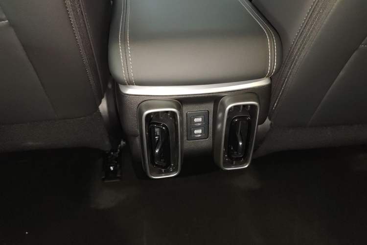 Used Haval DARGO 2024 1.5T DCT Labrador Edition Interior 2