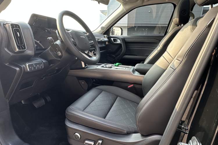 Used Haval DARGO 2024 1.5T DCT Border Collie Edition Interior 4