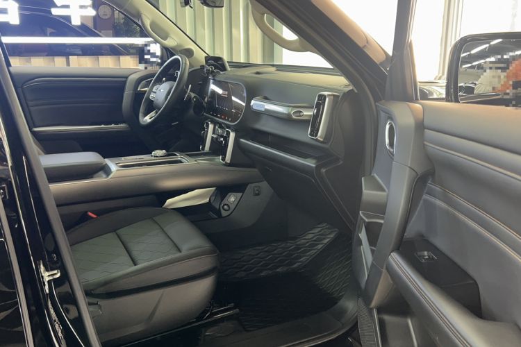 Used Haval DARGO 2024 2.0T DCT Chinese Rural Dog Edition Interior 7