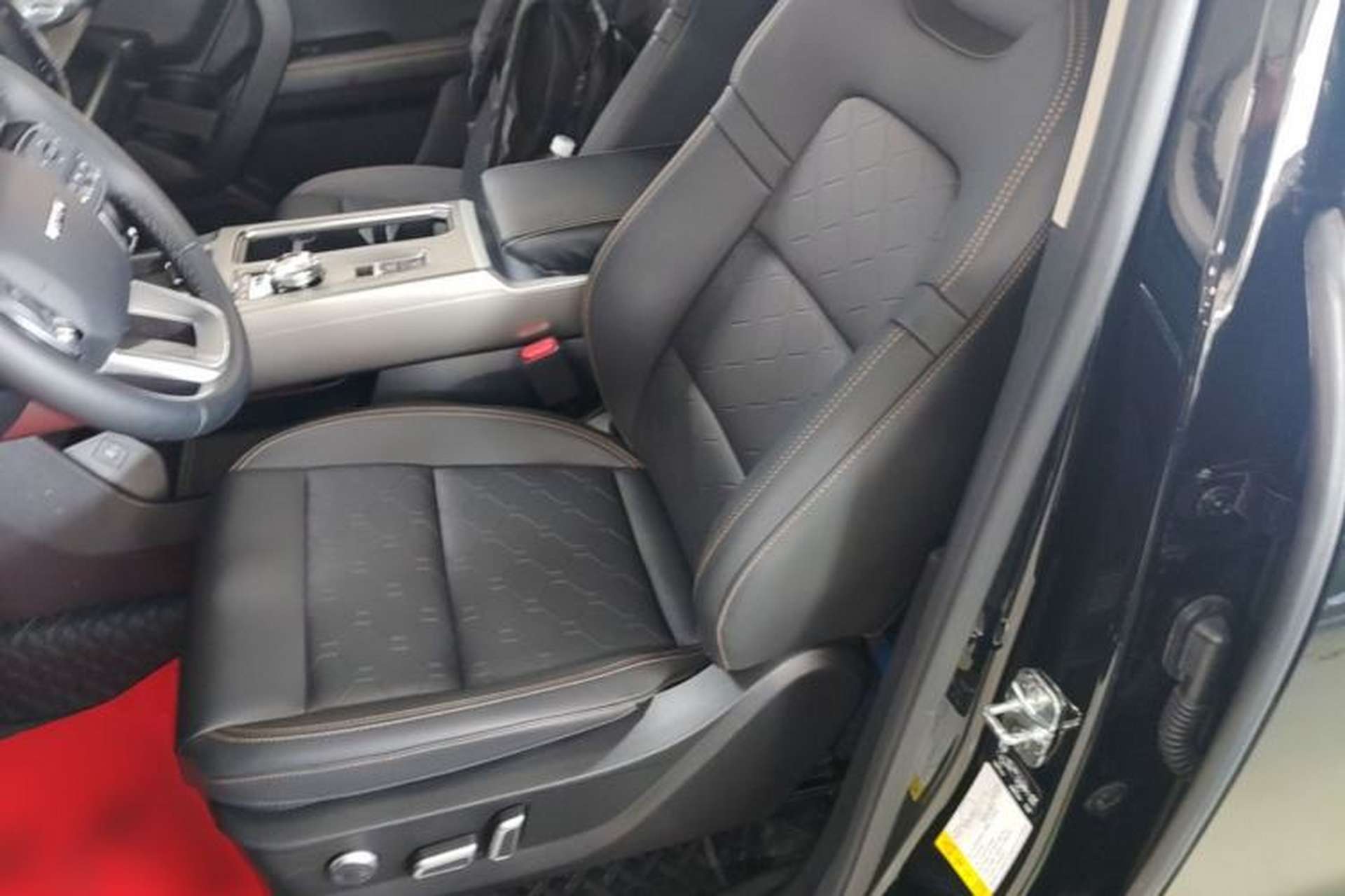 Used Haval DARGO 2024 1.5T DCT Border Collie Edition Left Front Seat