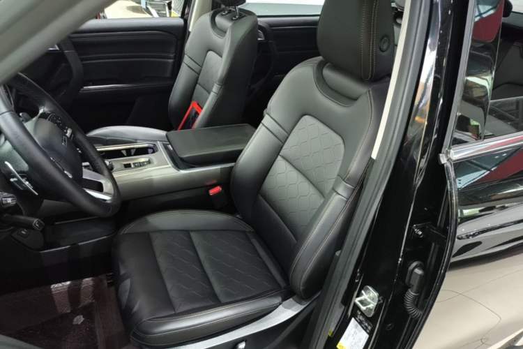 Used Haval DARGO 2024 2.0T DCT Chinese Rural Dog Edition Left Front Seat
