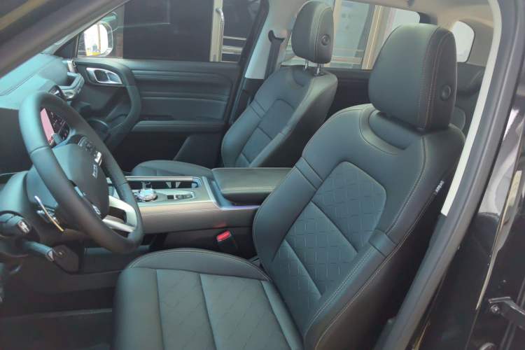Used Haval DARGO 2024 1.5T DCT Border Collie Edition Left Front Seat