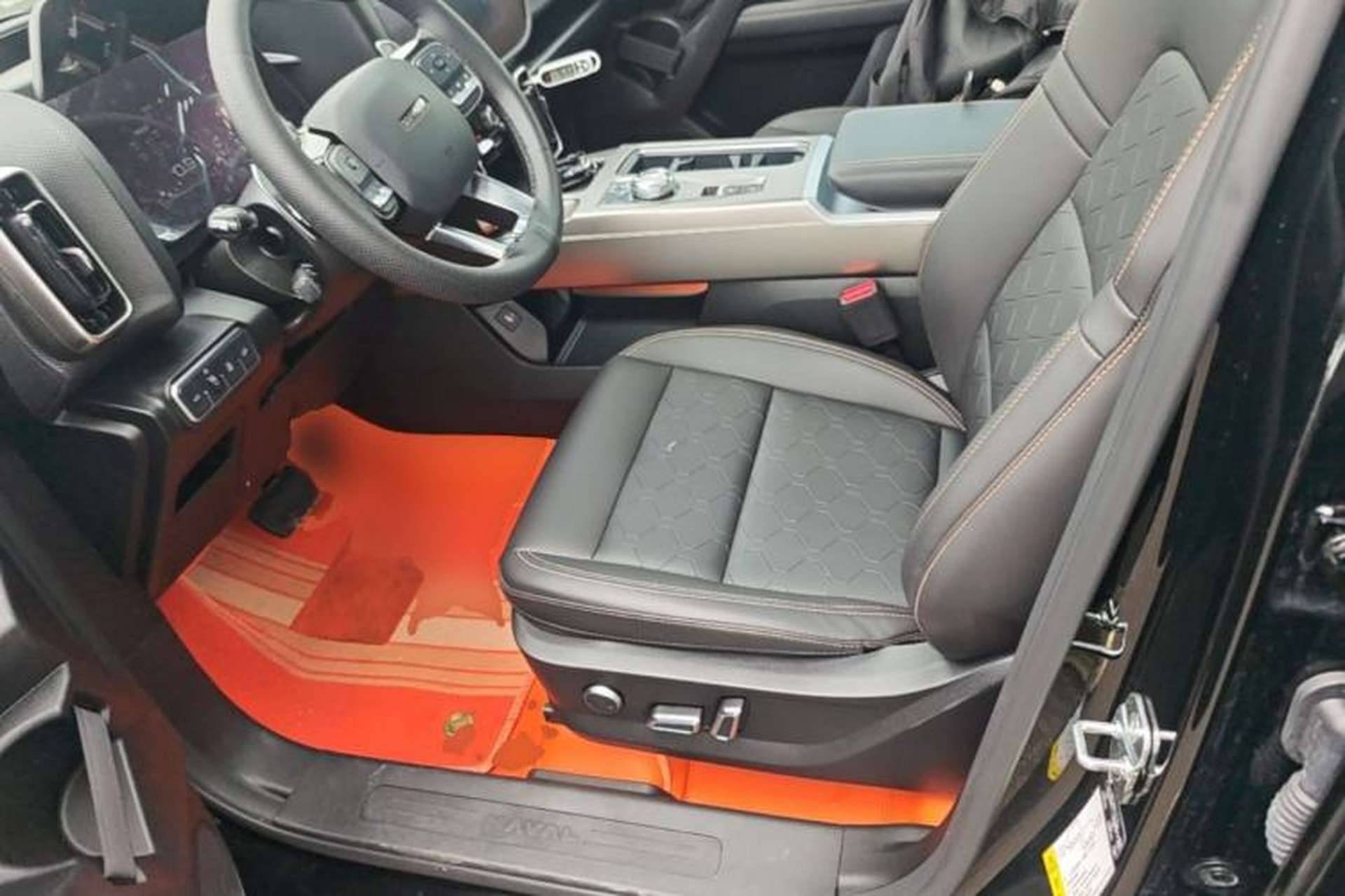 Used Haval DARGO 2024 2.0T DCT Chinese Rural Dog Edition Left Front Seat