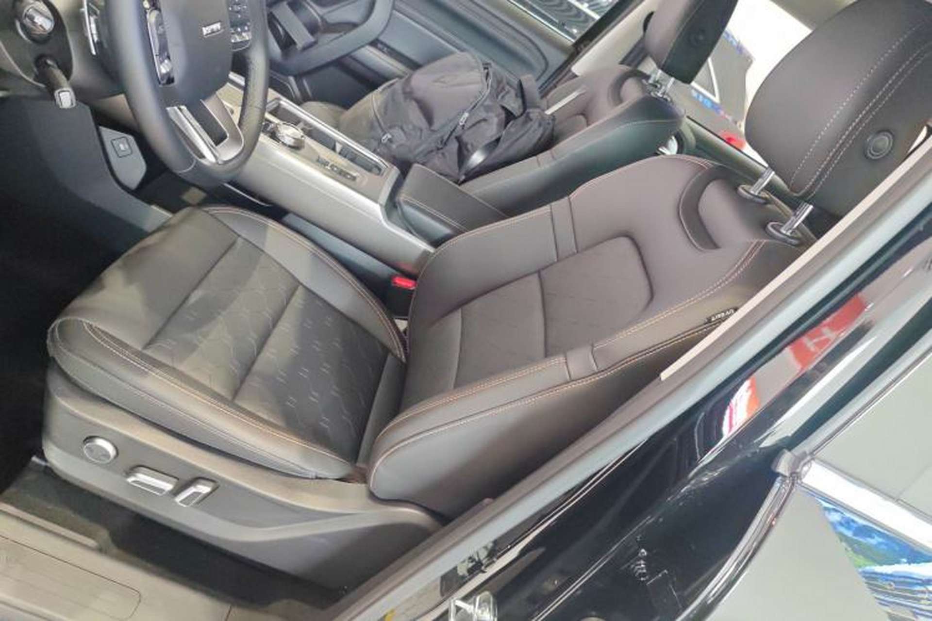 Used Haval DARGO 2024 1.5T DCT Border Collie Edition Left Front Seat