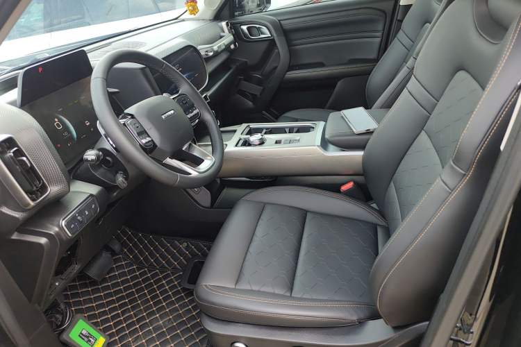 Used Haval DARGO 2024 1.5T DCT Border Collie Edition Left Front Seat