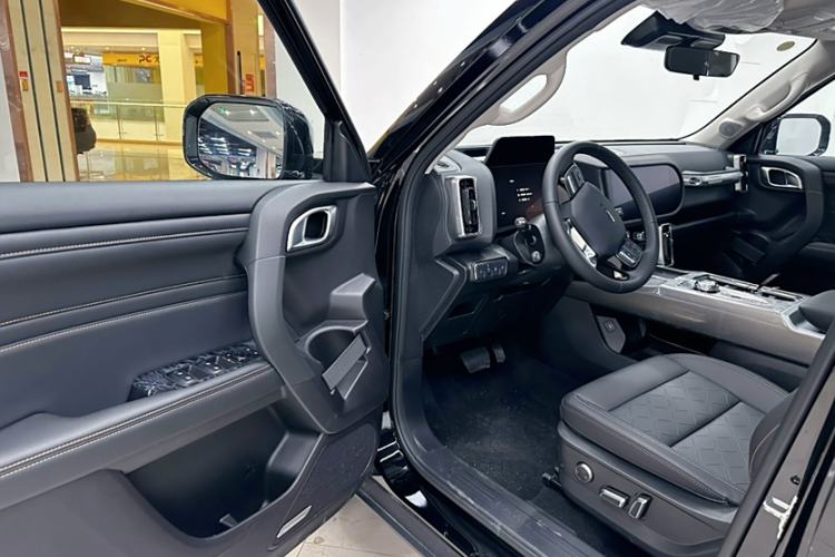 Used Haval DARGO 2024 2.0T DCT Chinese Rural Dog Edition Left Front Seat