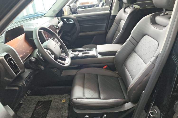 Used Haval DARGO 2024 1.5T DCT Border Collie Edition Left Front Seat