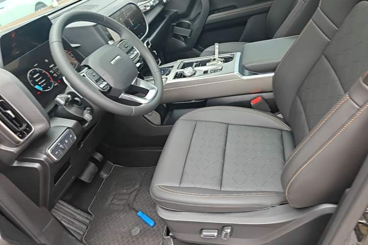 Used Haval DARGO 2024 1.5T DCT Labrador Edition Left Front Seat