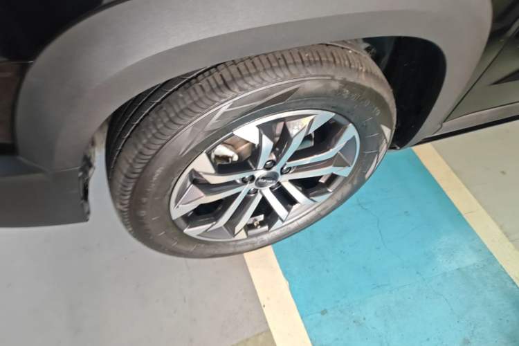 Used Haval DARGO 2024 1.5T DCT Border Collie Edition Left Front Wheel Hub