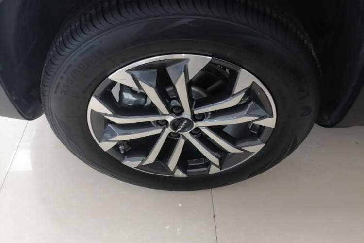Used Haval DARGO 2024 1.5T DCT Border Collie Edition Left Front Wheel Hub