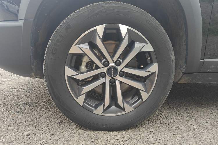 Used Haval DARGO 2024 1.5T DCT Labrador Edition Left Front Wheel Hub